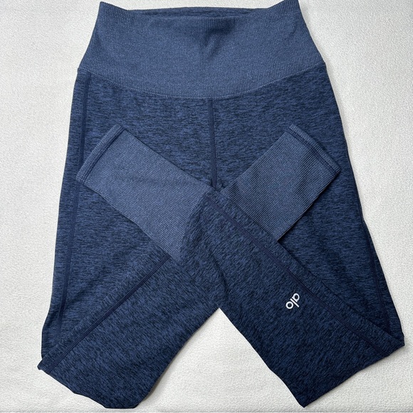 Alo Yoga High-Waist Alosoft Lounge Leggings - Picture 2 of 9